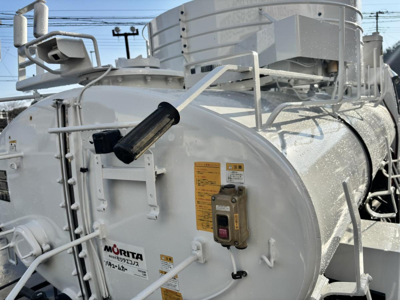 バキューム車 モリタ製3000L|中古トラックの販売・買取・査定のアイナビ