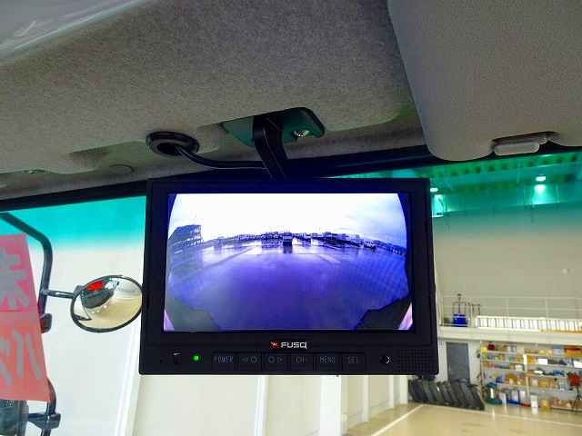 ファイター3.5t標準ベッドレスアームロール220ps未使用車|中古トラックの販売・買取・査定のアイナビ