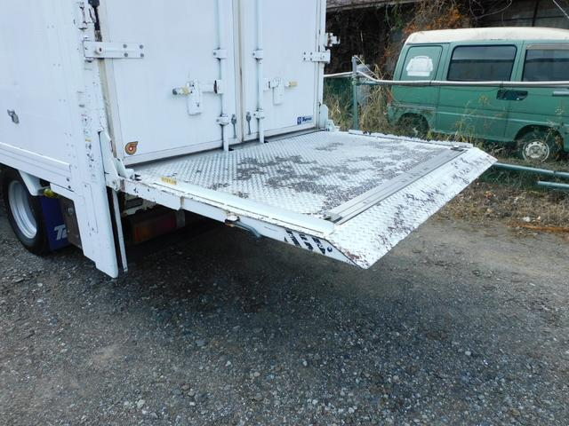 日野 バン車 デュトロ|中古トラックの販売・買取・査定のアイナビ