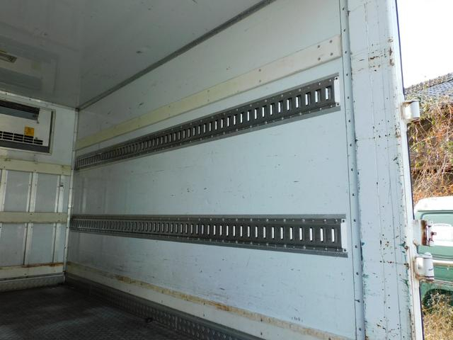 日野 バン車 デュトロ|中古トラックの販売・買取・査定のアイナビ