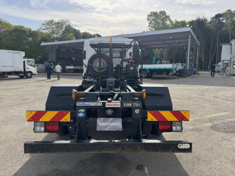 新明和アームロールCCA44-31Nツインホイスト車検付|中古トラックの販売・買取・査定のアイナビ