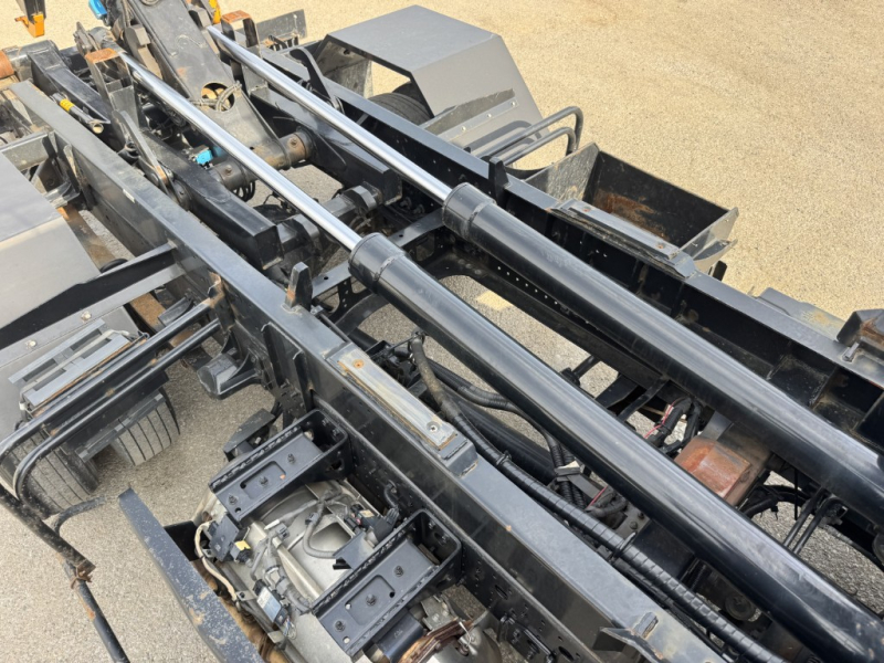 新明和アームロールCCA44-31Nツインホイスト車検付|中古トラックの販売・買取・査定のアイナビ