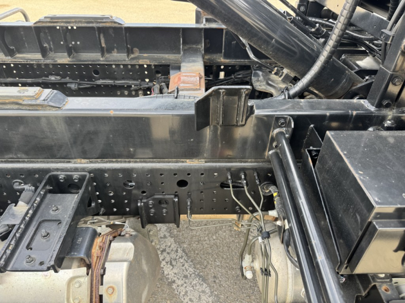 新明和アームロールCCA44-31Nツインホイスト車検付|中古トラックの販売・買取・査定のアイナビ