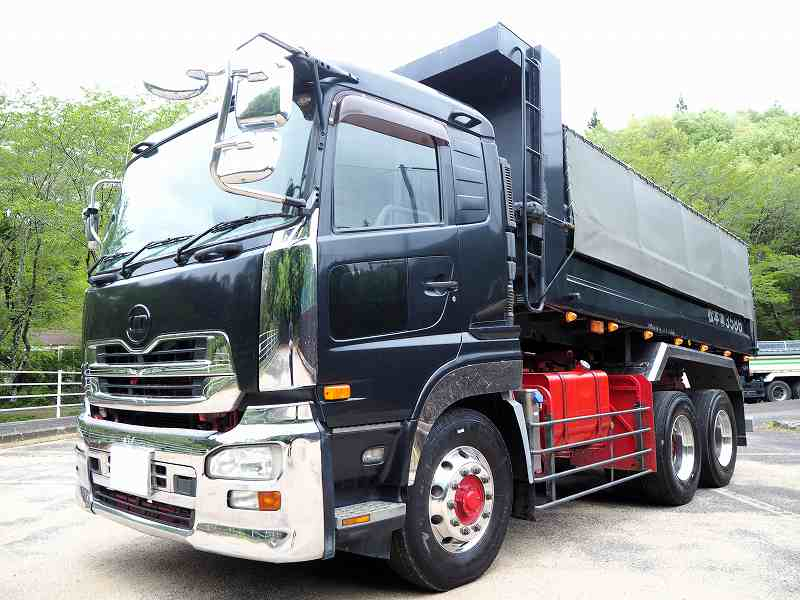 UDトラックスクオンダンプ5.3×2.2mダンプリターダ付き|中古トラックの販売・買取・査定のアイナビ