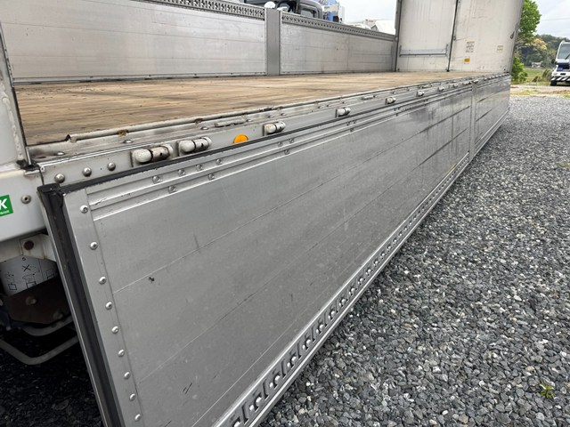 平成29年式☆UDクオン ハイルーフアルミウイング 車検付き|中古トラックの販売・買取・査定のアイナビ