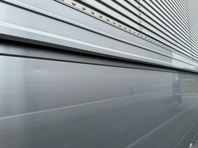 平成29年式☆UDクオン ハイルーフアルミウイング 車検付き|中古トラックの販売・買取・査定のアイナビ