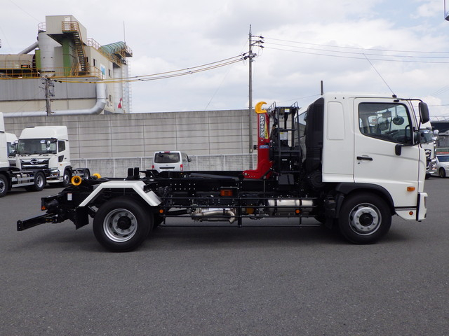 日野2KG-FE2ACAフックロール増トン標準幅格納リアバンパー|中古トラックの販売・買取・査定のアイナビ