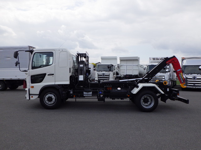 日野2KG-FE2ACAフックロール増トン標準幅格納リアバンパー|中古トラックの販売・買取・査定のアイナビ