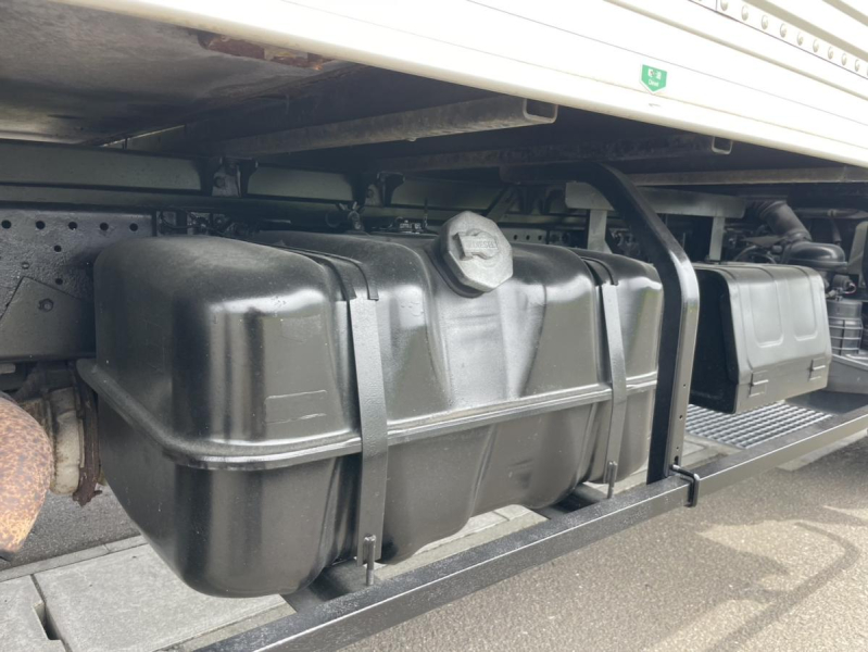 平成25年タイタンワイドロングアルミバンPG4WDAT|中古トラックの販売・買取・査定のアイナビ