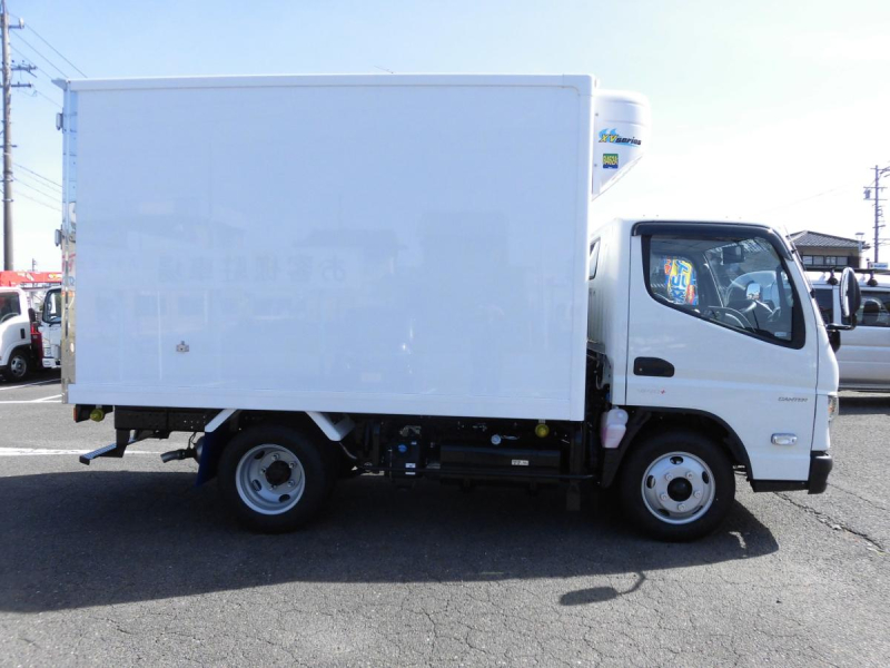 三菱キャンター2T10尺低温式冷凍車　準中免許〇　AT限定〇|中古トラックの販売・買取・査定のアイナビ