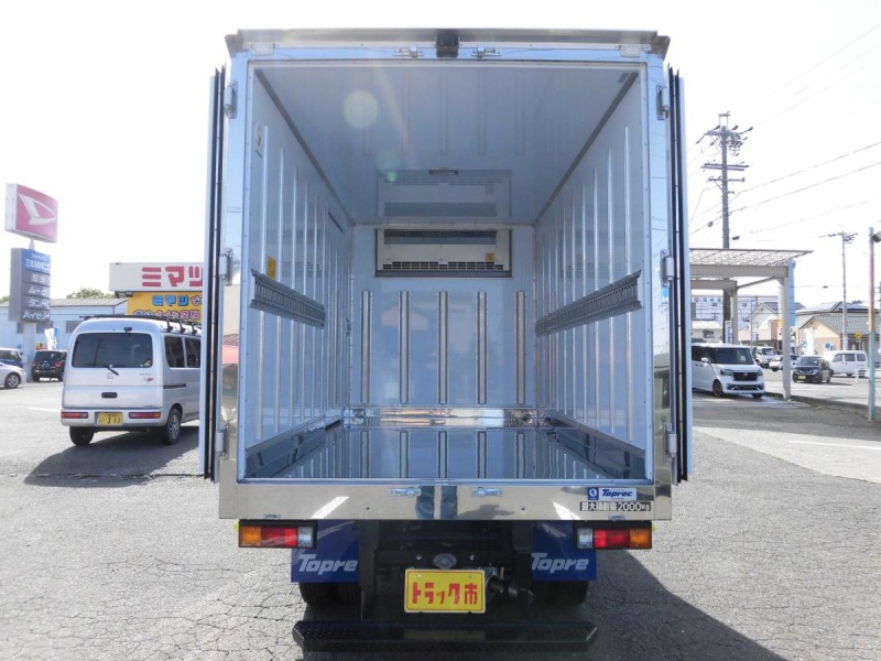 三菱キャンター2T10尺低温式冷凍車　準中免許〇　AT限定〇|中古トラックの販売・買取・査定のアイナビ