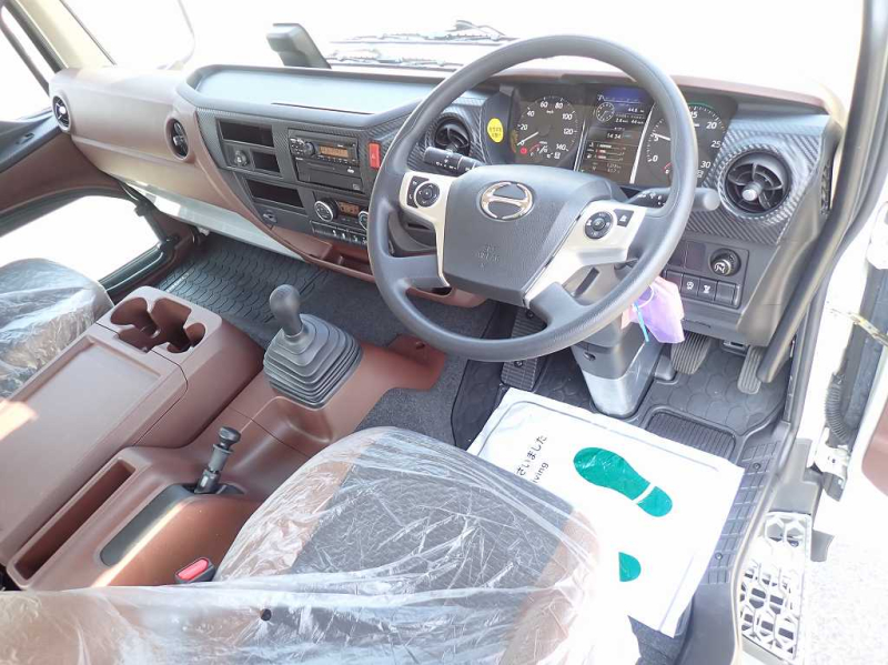 未使用車 タダノ 4段 ウィンチ 自動あゆみ 260PS 7速|中古トラックの販売・買取・査定のアイナビ