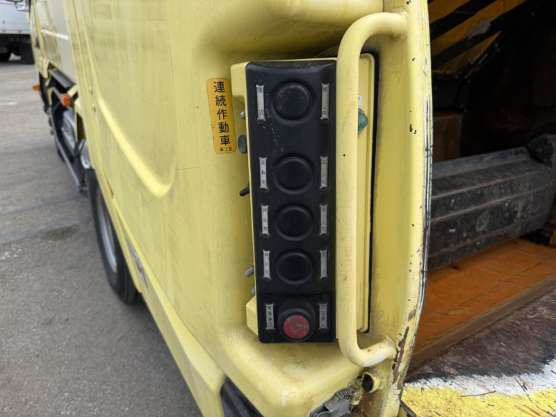 巻込み式5.0立米連続スイッチディーゼルハイブリッド|中古トラックの販売・買取・査定のアイナビ