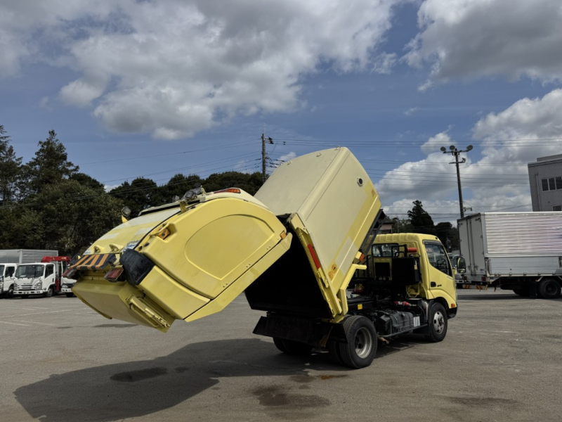 巻込み式5.0立米連続スイッチディーゼルハイブリッド|中古トラックの販売・買取・査定のアイナビ