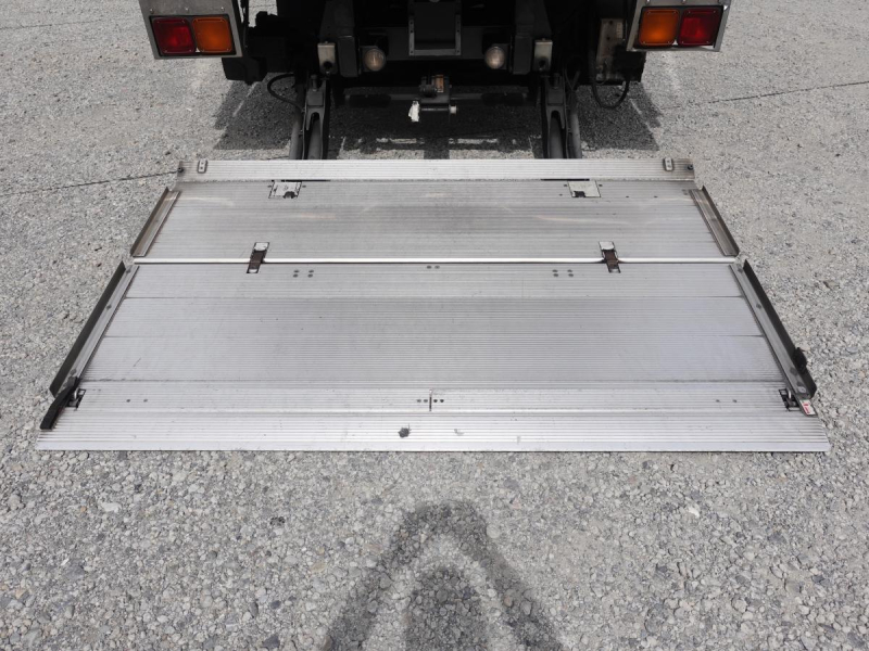 パワーゲート低温冷蔵冷凍ワイド|中古トラックの販売・買取・査定のアイナビ