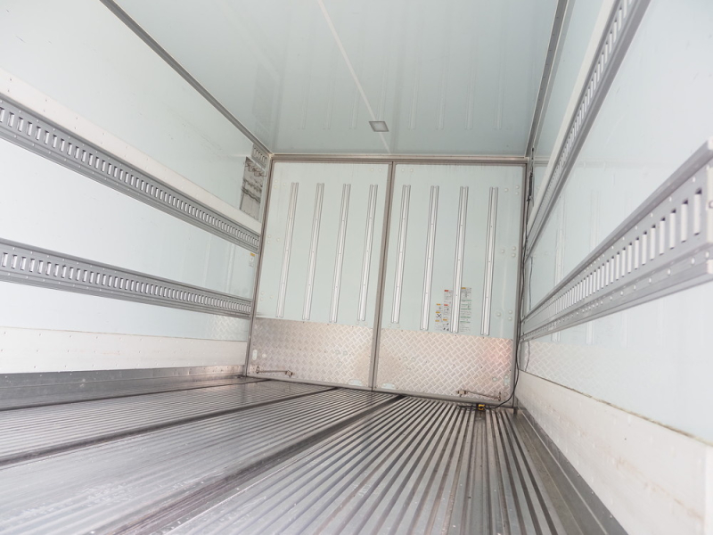 日野 冷凍バン レンジャー|中古トラックの販売・買取・査定のアイナビ