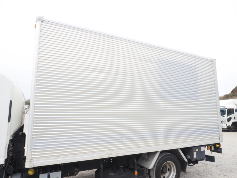 マツダ バン車 タイタン|中古トラックの販売・買取・査定のアイナビ