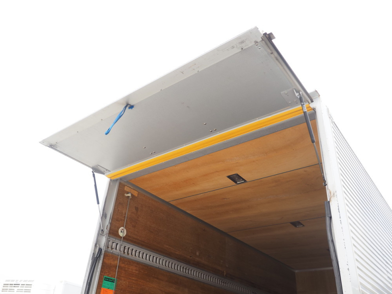 マツダ バン車 タイタン|中古トラックの販売・買取・査定のアイナビ