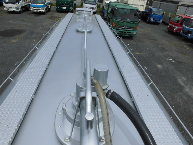 大型10tバキュームカー22t糞尿車10.6t積モリタエコノス製|中古トラックの販売・買取・査定のアイナビ