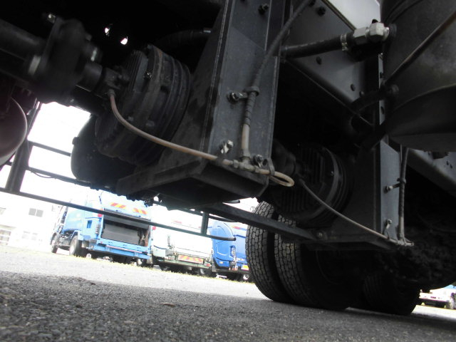 大型10tバキュームカー22t糞尿車10.6t積モリタエコノス製|中古トラックの販売・買取・査定のアイナビ