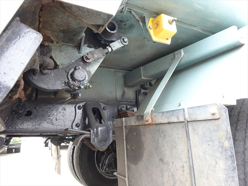 増tプレス8.6㎥新明和|中古トラックの販売・買取・査定のアイナビ