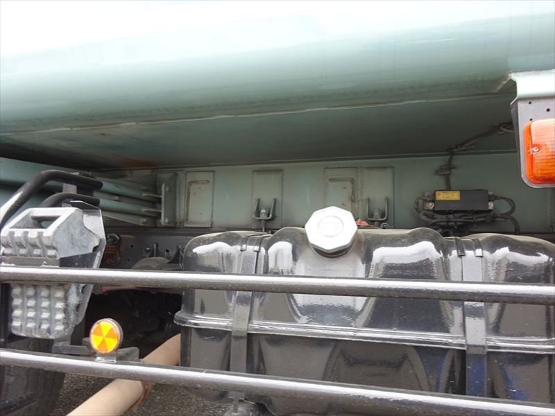 増tプレス8.6㎥新明和|中古トラックの販売・買取・査定のアイナビ