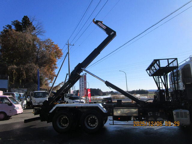 H27プロフィア脱着装置付コンテナ専用車10.6t積載|中古トラックの販売・買取・査定のアイナビ