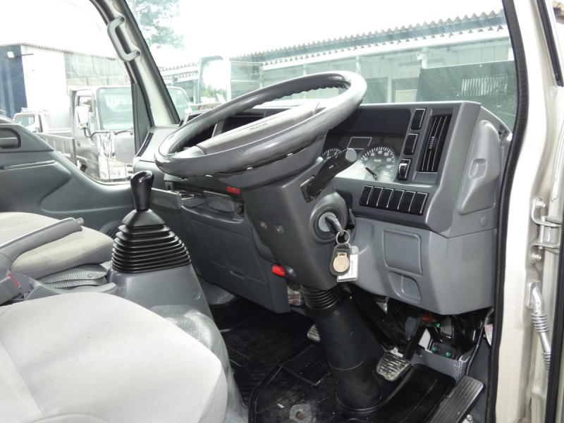 H25 1.15トン　Wキャブ　4WD|中古トラックの販売・買取・査定のアイナビ