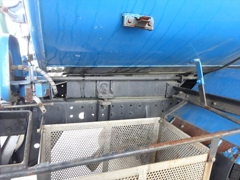 バキューム モリタ 2900L|中古トラックの販売・買取・査定のアイナビ