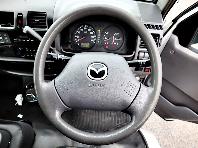 冷蔵冷凍車 -20℃ パネルバン デンソー積載650Kg|中古トラックの販売・買取・査定のアイナビ