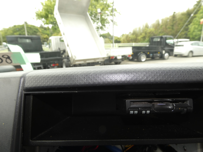 H25　1.5tパネルバン　オートマ260438|中古トラックの販売・買取・査定のアイナビ