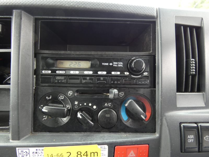 H25　1.5tパネルバン　オートマ260438|中古トラックの販売・買取・査定のアイナビ