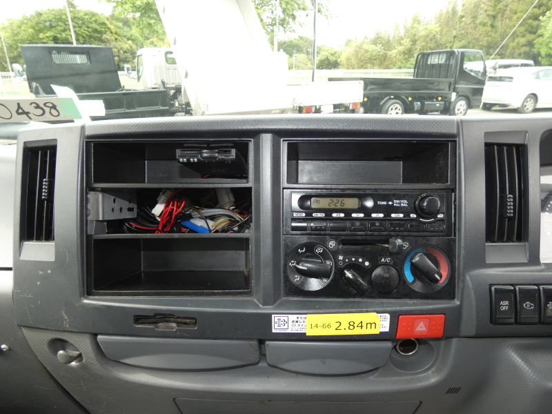 H25　1.5tパネルバン　オートマ260438|中古トラックの販売・買取・査定のアイナビ