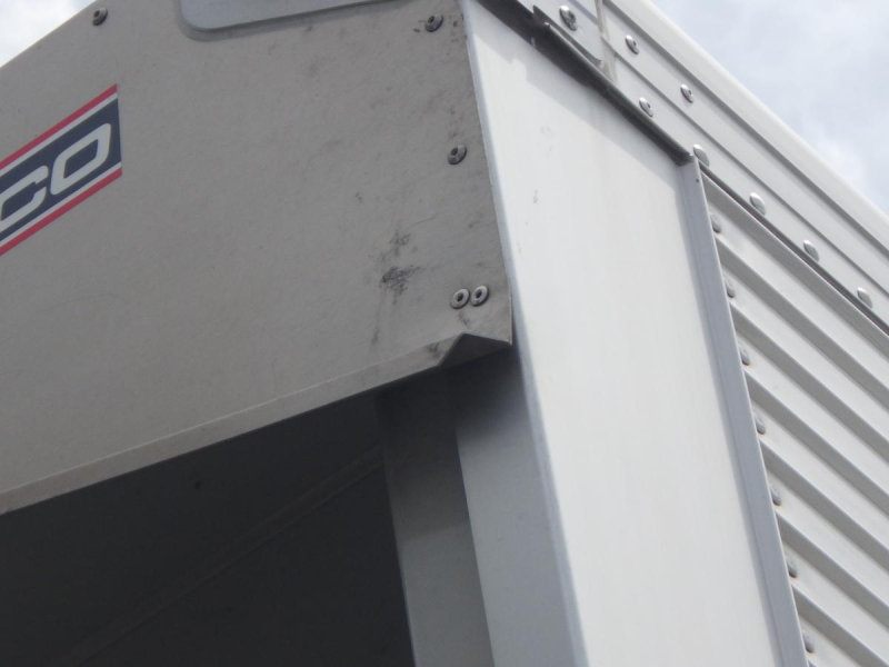 4軸低床　ハイルーフ　後輪エアサス　AT　内高2,620|中古トラックの販売・買取・査定のアイナビ