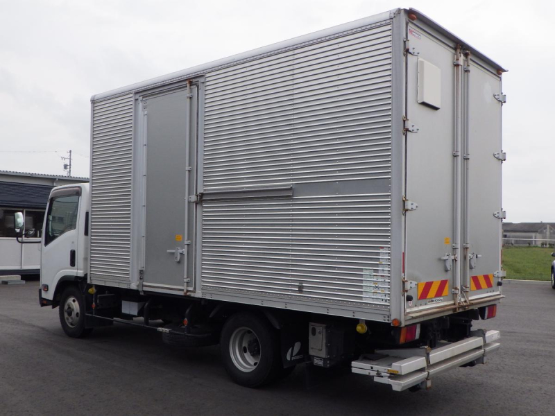 ワイドロング格納ゲート全低床積載3tAT車輌総重量6,845kg|中古トラックの販売・買取・査定のアイナビ
