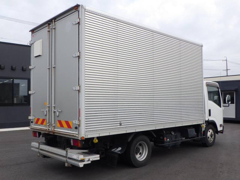 ワイドロング格納ゲート全低床積載3tAT車輌総重量6,845kg|中古トラックの販売・買取・査定のアイナビ