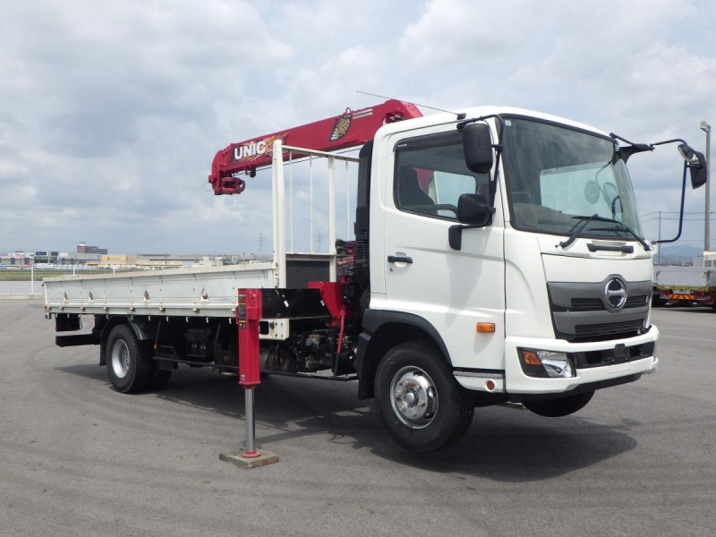 ユニック4段 2.93t吊 フック格納 積載2.4t|中古トラックの販売・買取・査定のアイナビ