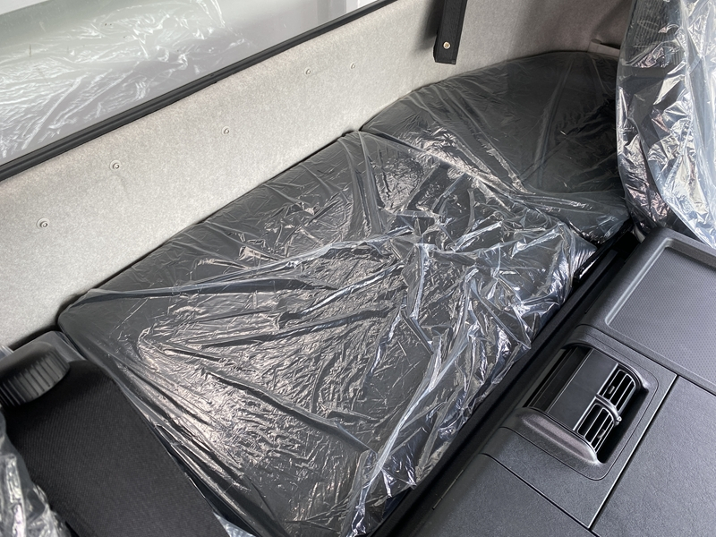 スーパーグレート　4軸低床　融雪仕様　リアエアサス　スーパーハイルーフ　積載13,800kg|中古トラックの販売・買取・査定のアイナビ