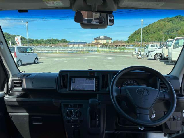 トヨタ バン車|中古トラックの販売・買取・査定のアイナビ