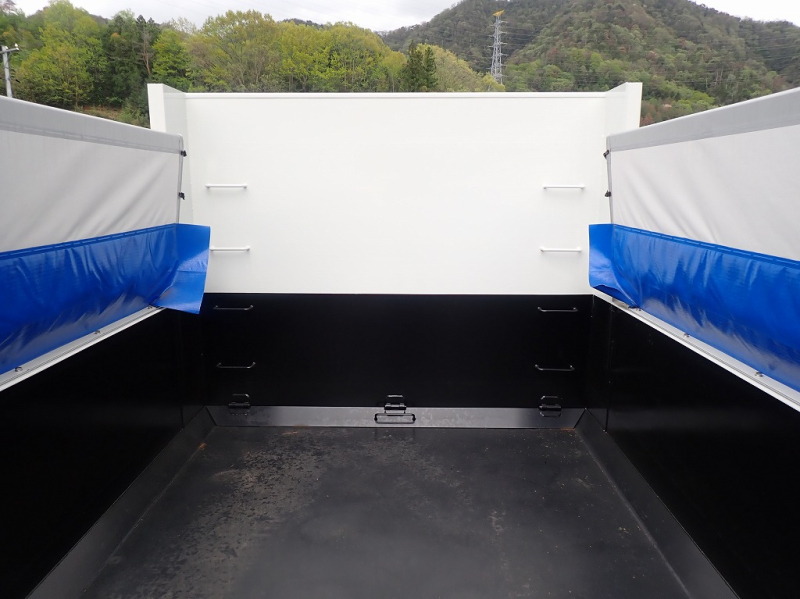 未登録 3軸 コダイラ ダンプセミトレーラ 耐摩耗性鋼板|中古トラックの販売・買取・査定のアイナビ