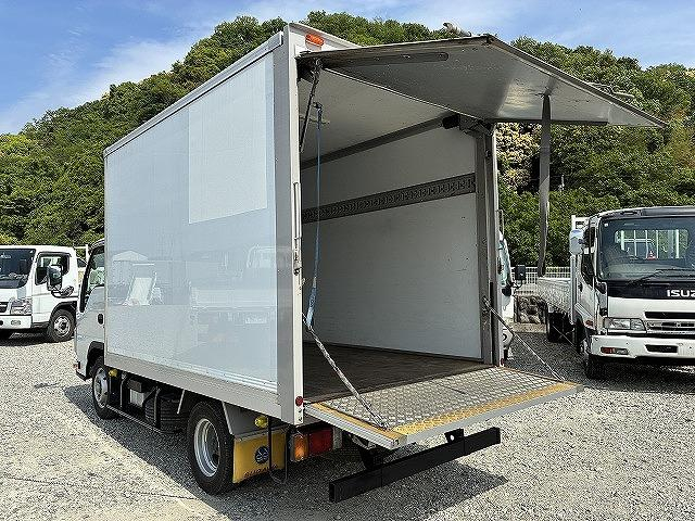 いすゞ バン車|中古トラックの販売・買取・査定のアイナビ