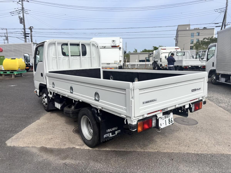 エルフ 10尺平ボディー AT車 積載1550kg|中古トラックの販売・買取・査定のアイナビ