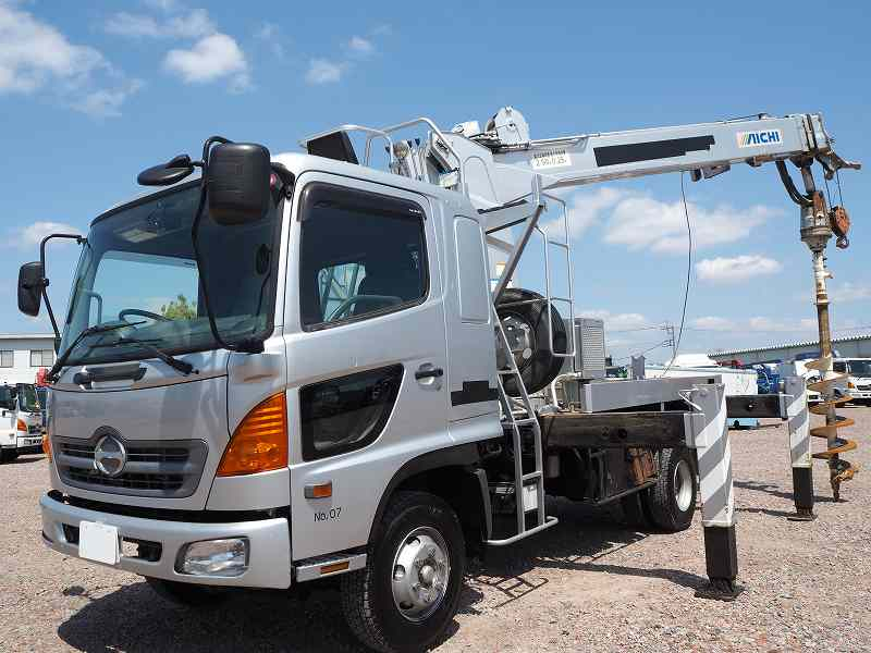 日野レンジャーアイチD70A穴掘建駐車|中古トラックの販売・買取・査定のアイナビ