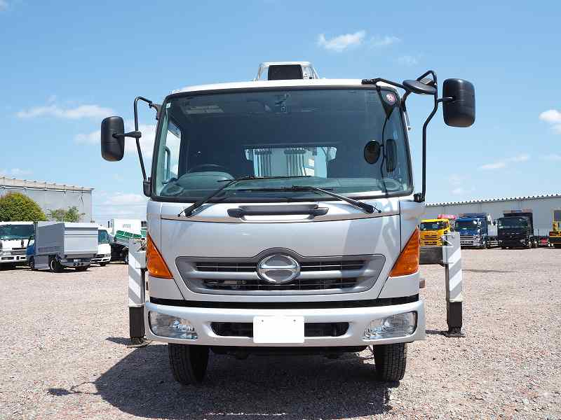 日野レンジャーアイチD70A穴掘建駐車|中古トラックの販売・買取・査定のアイナビ