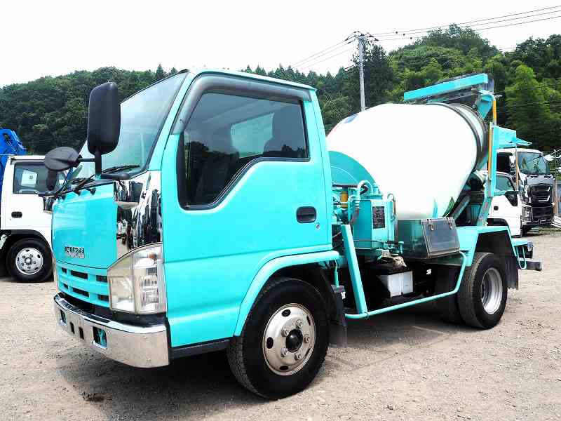 いすゞエルフカヤバ製生コンコンクリートミキサー車2.5立米|中古トラックの販売・買取・査定のアイナビ
