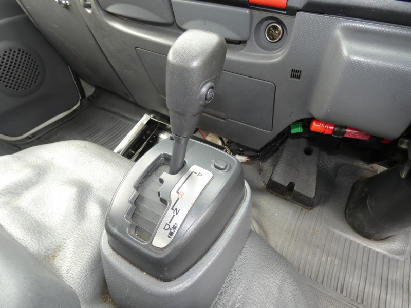 H25 1.5トン　パネルバン　オートマ|中古トラックの販売・買取・査定のアイナビ