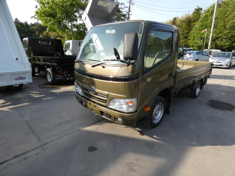H 26 1.25トン　平ボディー　AT　三方開|中古トラックの販売・買取・査定のアイナビ