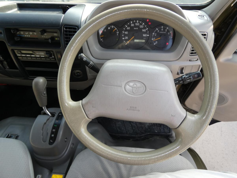 H 26 1.25トン　平ボディー　AT　三方開|中古トラックの販売・買取・査定のアイナビ