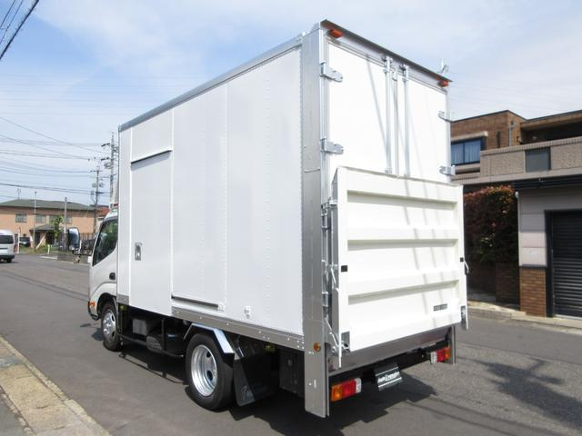 日野 バン車 デュトロ|中古トラックの販売・買取・査定のアイナビ