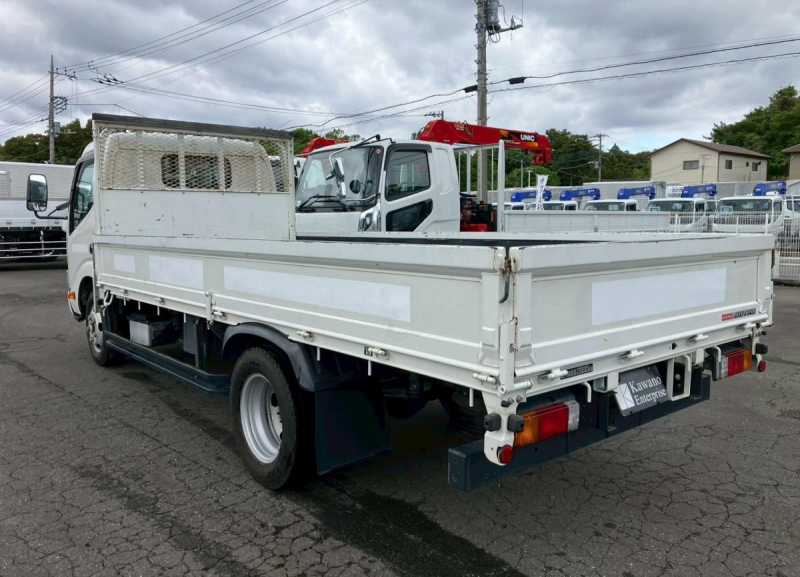 ☆R4　標準/ロング　AT　電動パーキング　床板張替済み|中古トラックの販売・買取・査定のアイナビ